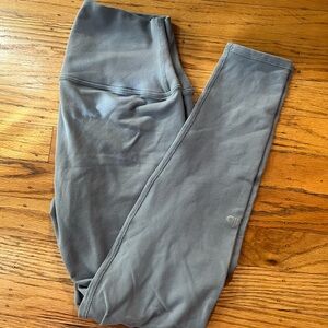 Alo leggings light blue